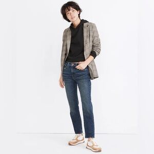 Madewell Tomboy Straight Jeans in Chaseley Wash